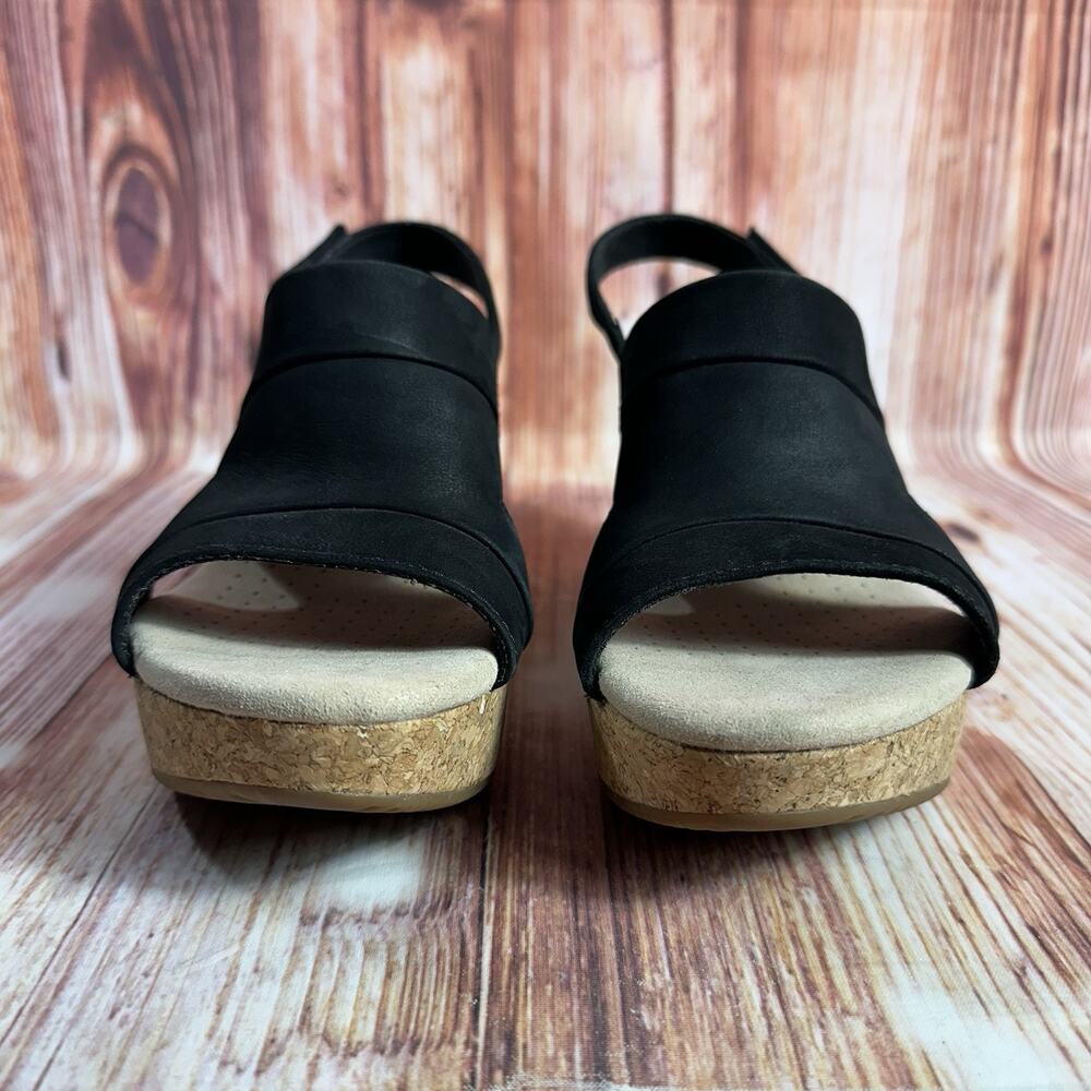 Clarks ANNADEL IVORY Size 8 Black Suede Cork Wedge Heel Sandals Open Toe Shoes - Picture 2 of 10